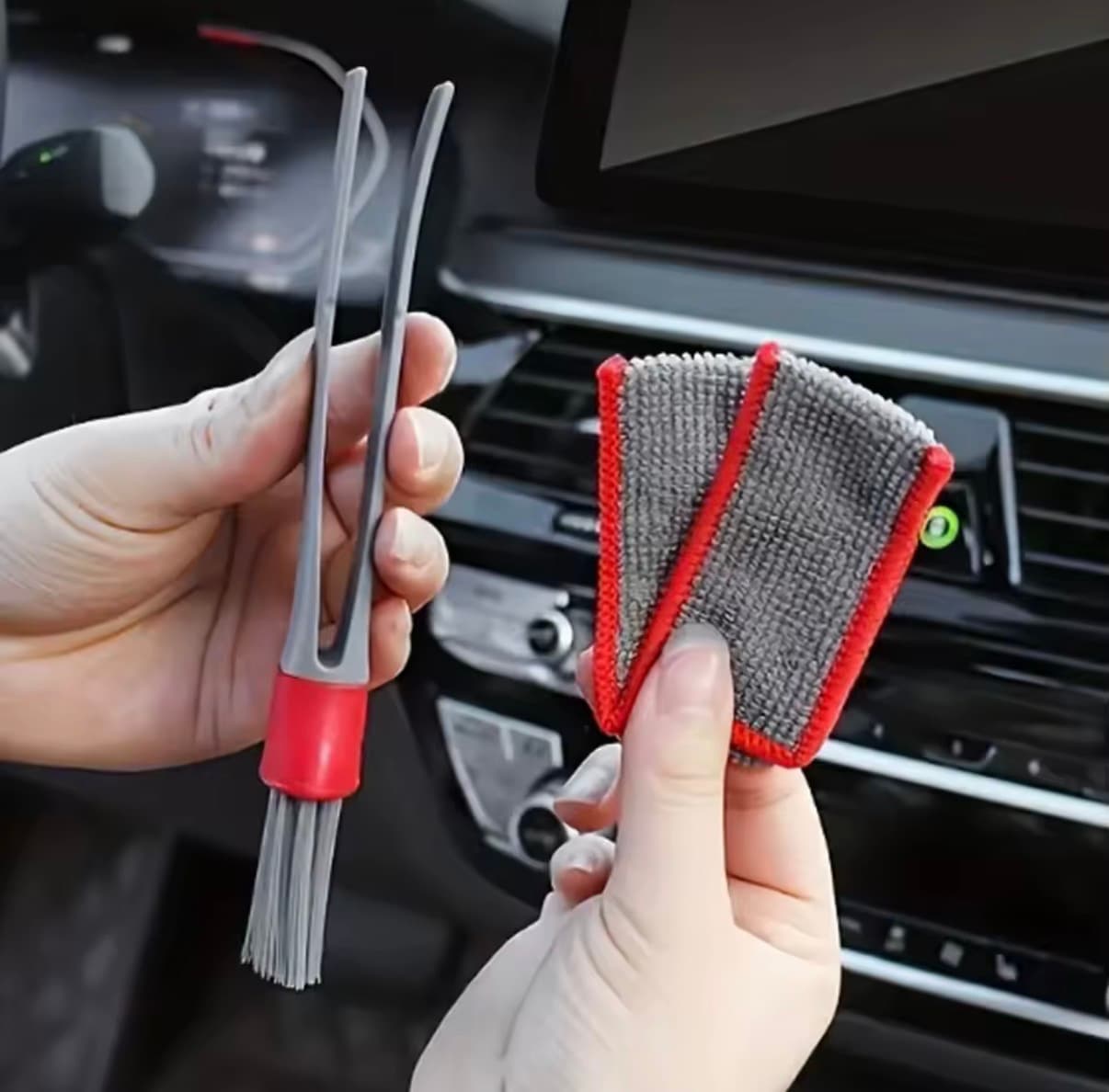 Car Dust Cleaning Brush