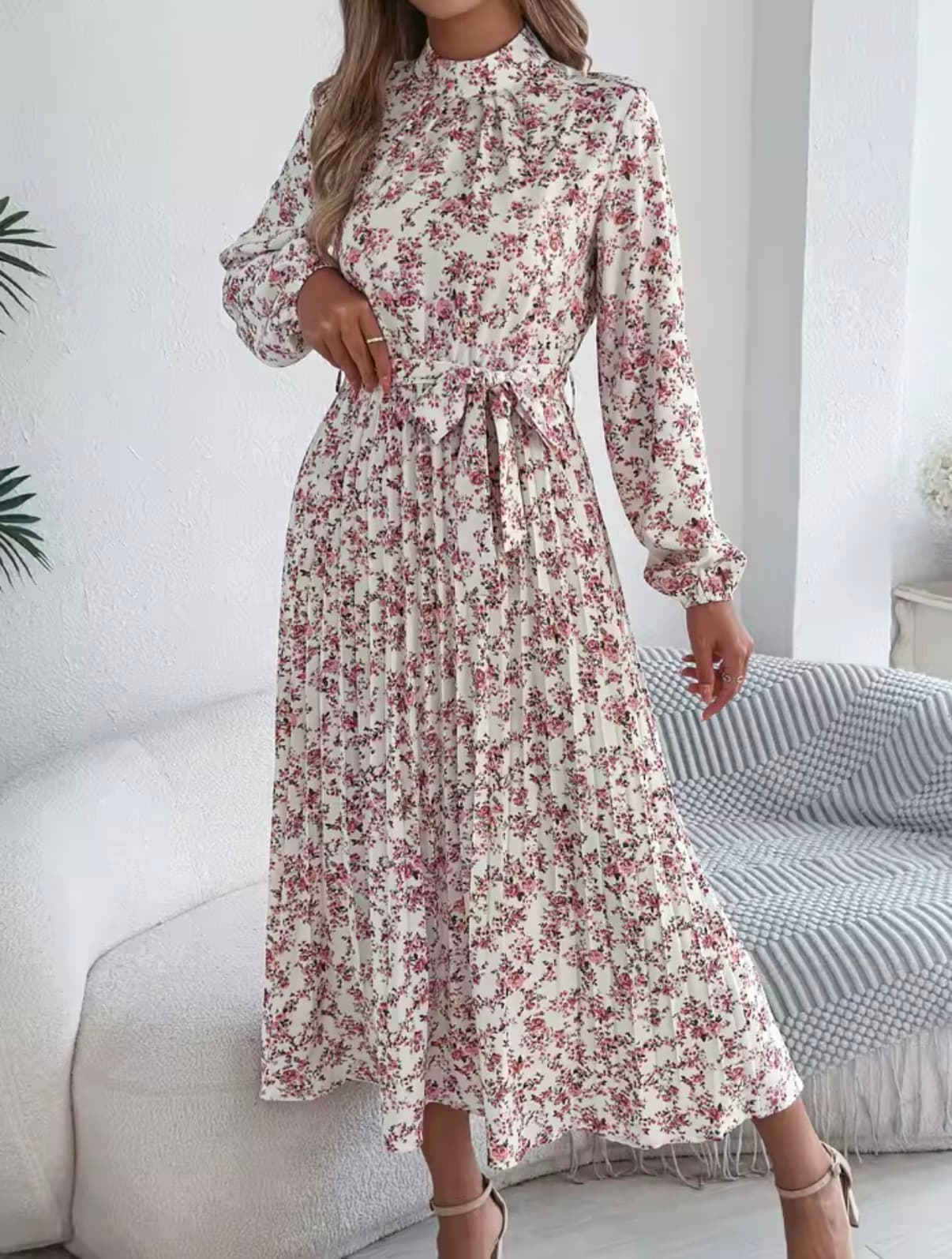 Floral Stand Up Collar Bridesmaid Dress 2026 Spring Summer Elegant Long Sleeve Waist Cinched Pleated Dresses Valentine's Day